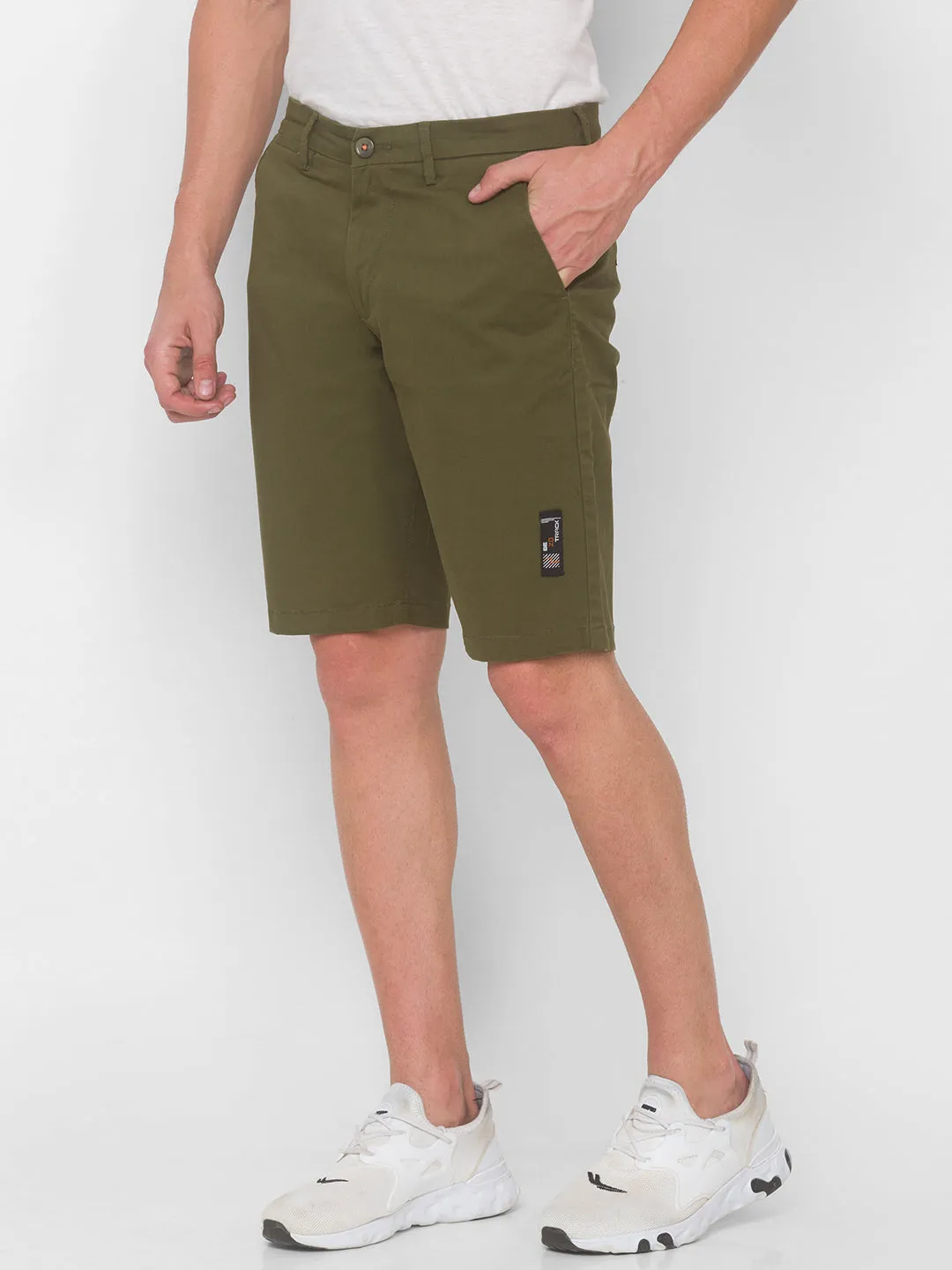 Spykar Men Olive Green Solid Relaxed Mid-Rise Shorts (Relaxed)