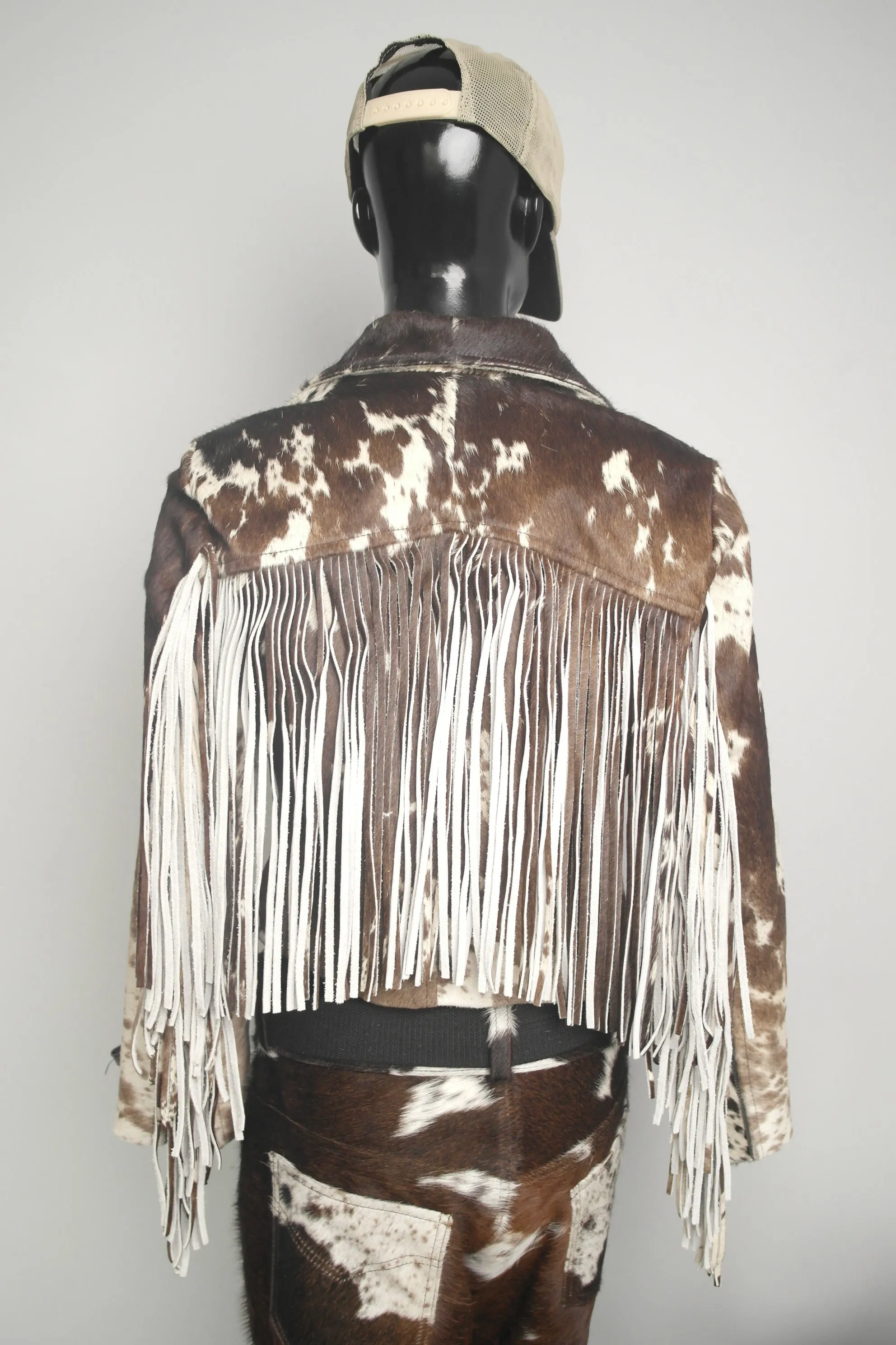 Women's Cowgirl Fringe Style Leather Jacket - Stylish Cowhide Design